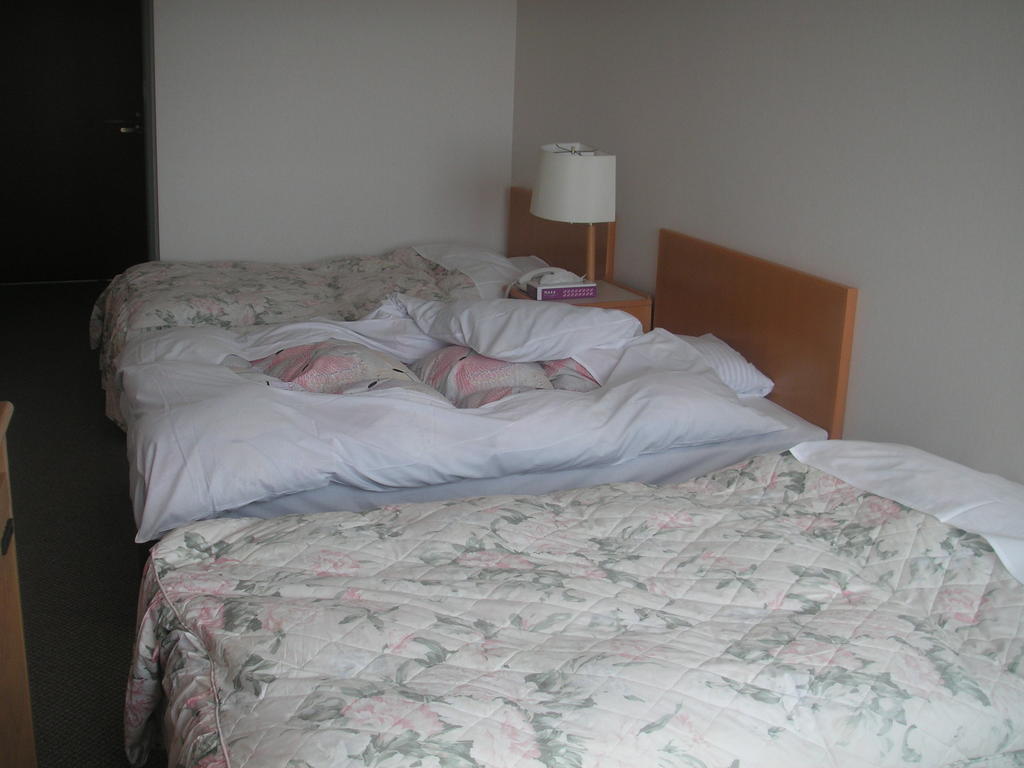 Yu Paradise Sakura Hotel Sakura  Quarto foto