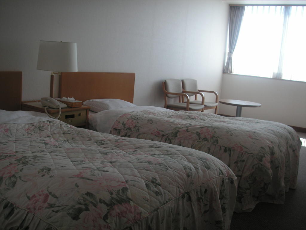 Yu Paradise Sakura Hotel Sakura  Quarto foto